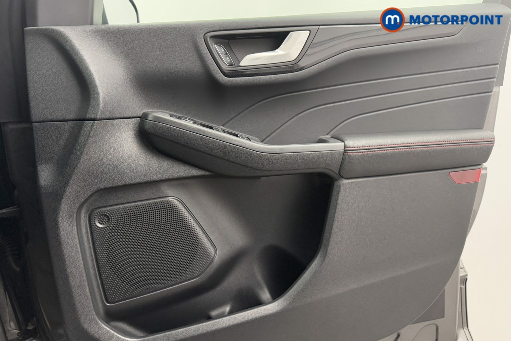 Ford Kuga St-Line Manual Petrol SUV - Stock Number (1598296) - 17th supplementary image