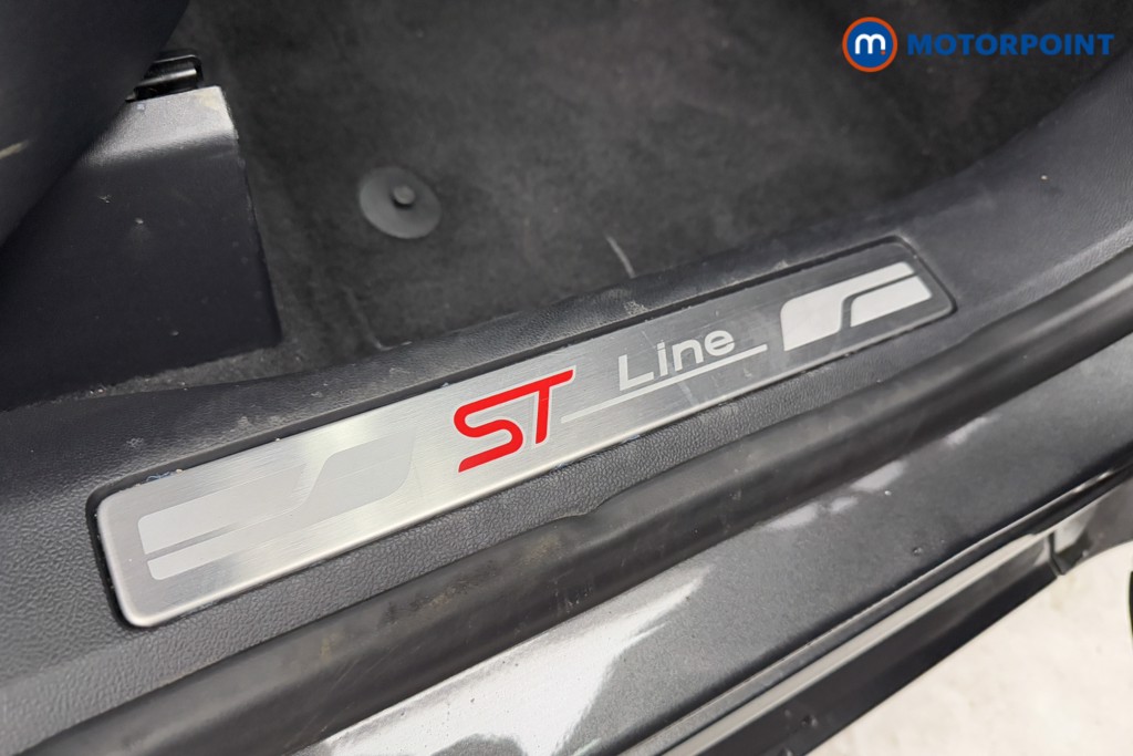 Ford Kuga St-Line Manual Petrol SUV - Stock Number (1598296) - 19th supplementary image