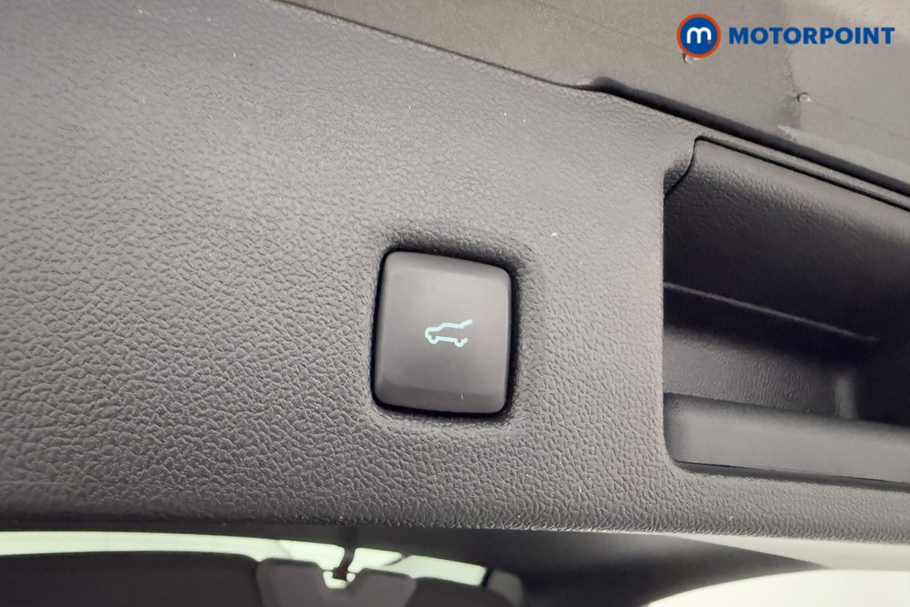 Ford Kuga St-Line Manual Petrol SUV - Stock Number (1598296) - 30th supplementary image