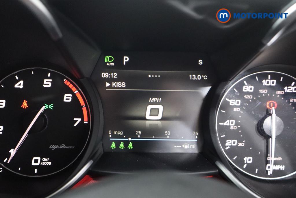Alfa Romeo Giulia Veloce Automatic Petrol Saloon - Stock Number (1598571) - 4th supplementary image
