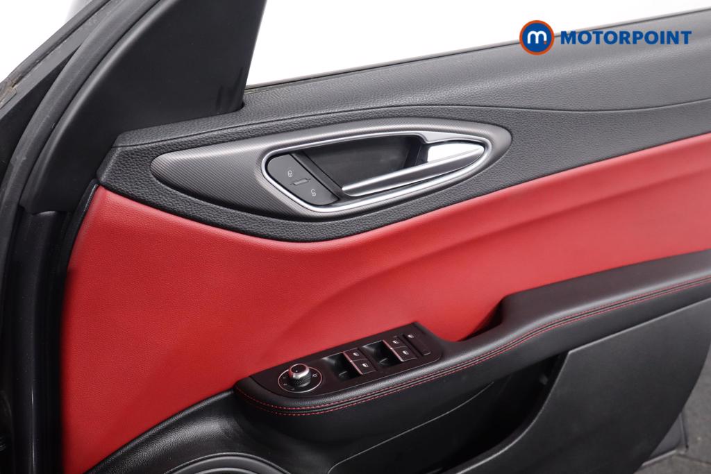 Alfa Romeo Giulia Veloce Automatic Petrol Saloon - Stock Number (1598571) - 16th supplementary image