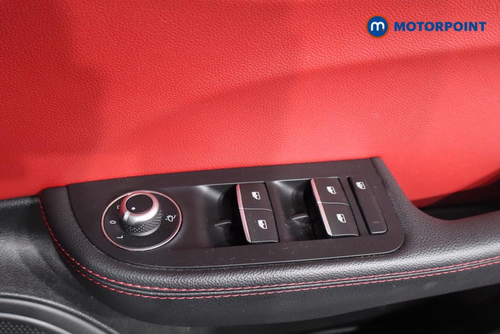 Alfa Romeo Giulia Veloce Automatic Petrol Saloon - Stock Number (1598571) - 18th supplementary image