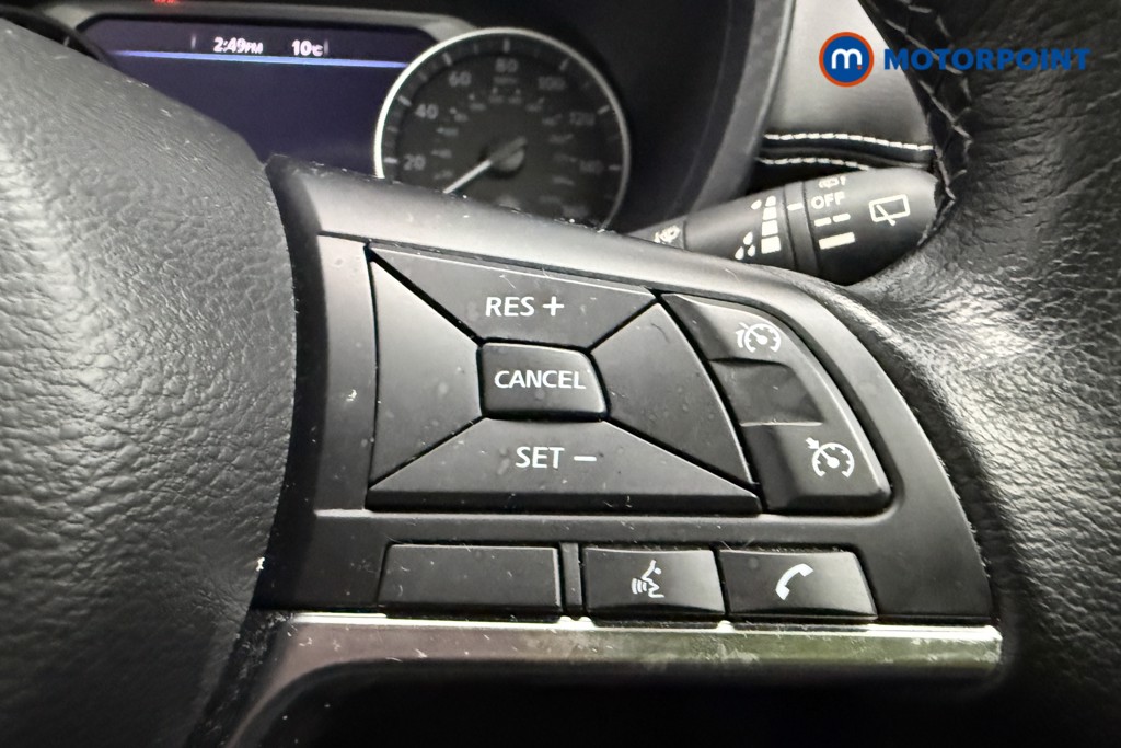 Nissan Juke N-Connecta Manual Petrol SUV - Stock Number (1598671) - 15th supplementary image