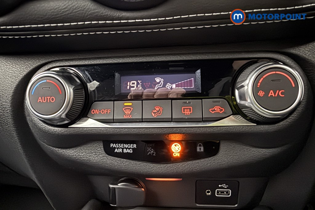 Nissan Juke N-Connecta Manual Petrol SUV - Stock Number (1598671) - 16th supplementary image