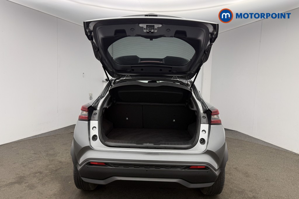 Nissan Juke N-Connecta Manual Petrol SUV - Stock Number (1598671) - 21st supplementary image