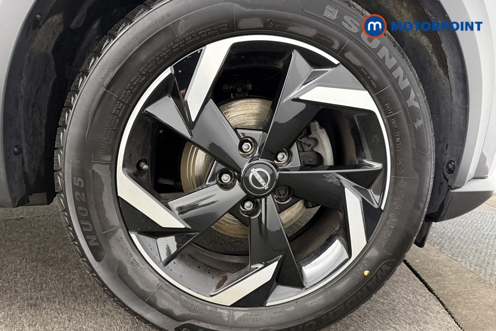 Nissan Juke N-Connecta Manual Petrol SUV - Stock Number (1598696) - 11th supplementary image