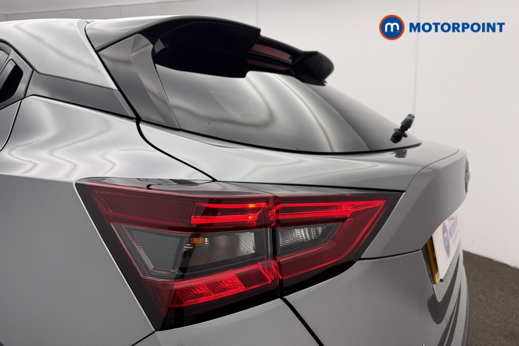 Nissan Juke N-Connecta Manual Petrol SUV - Stock Number (1598696) - 27th supplementary image