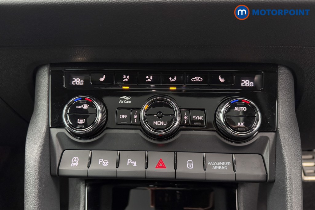 Skoda Karoq Sport Line Automatic Petrol SUV - Stock Number (1598910) - 15th supplementary image