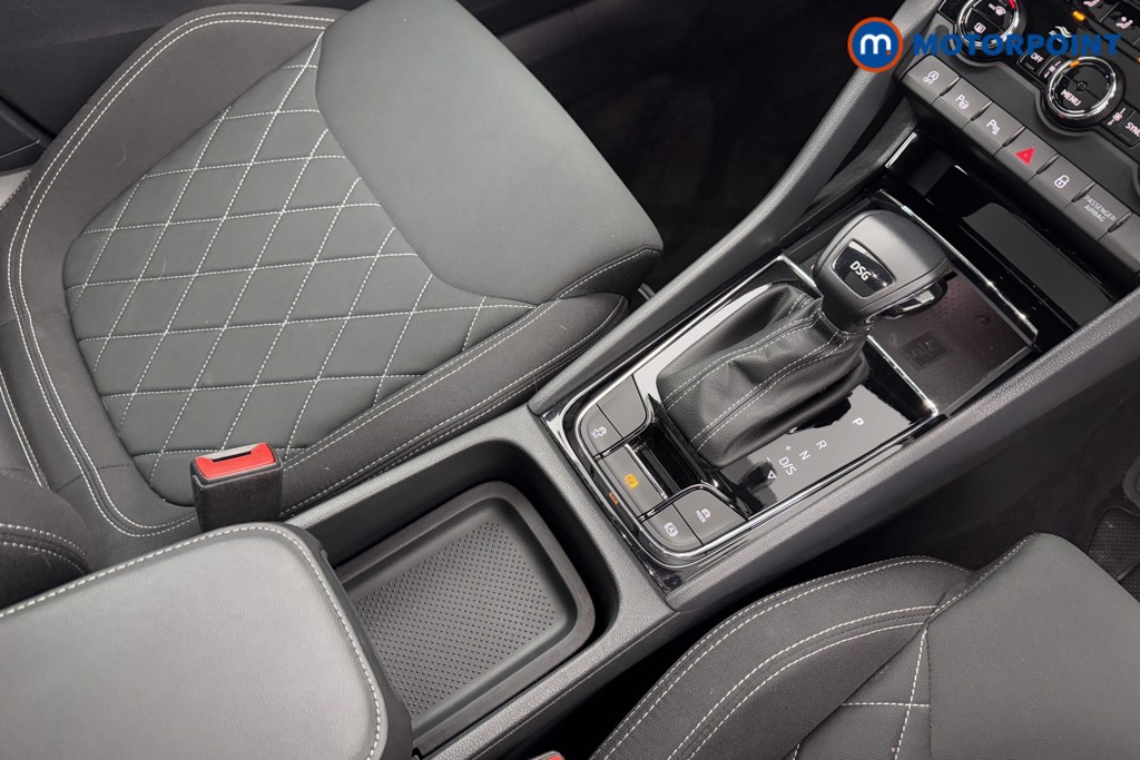 Skoda Karoq Sport Line Automatic Petrol SUV - Stock Number (1598910) - 17th supplementary image