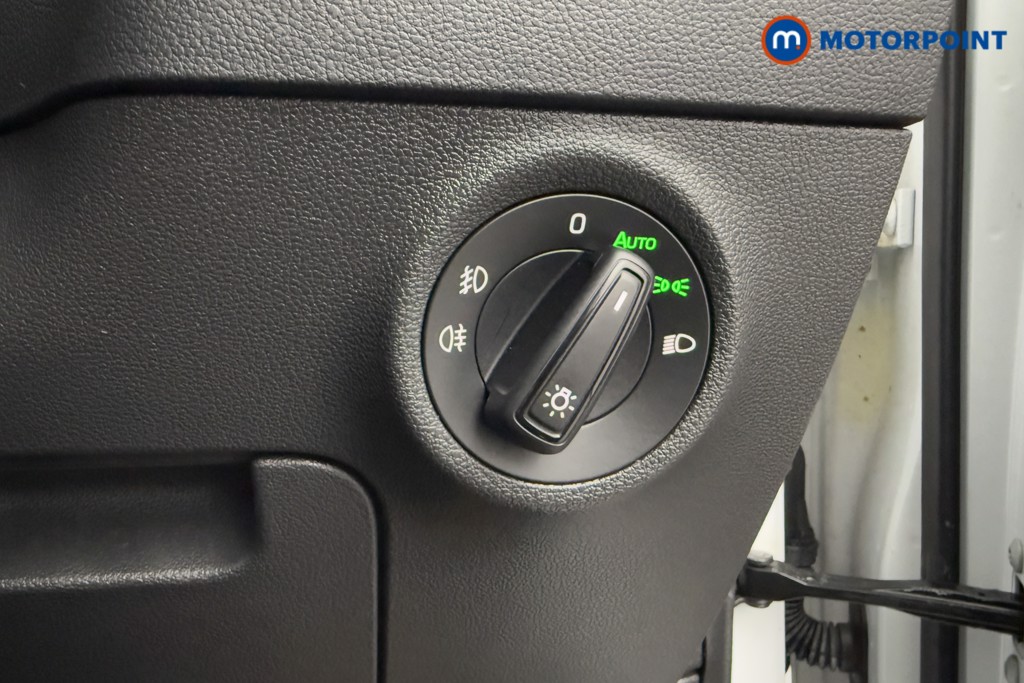 Skoda Karoq Sport Line Automatic Petrol SUV - Stock Number (1598910) - 18th supplementary image