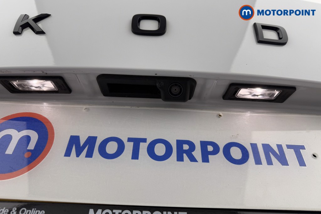 Skoda Karoq Sport Line Automatic Petrol SUV - Stock Number (1598910) - 33rd supplementary image