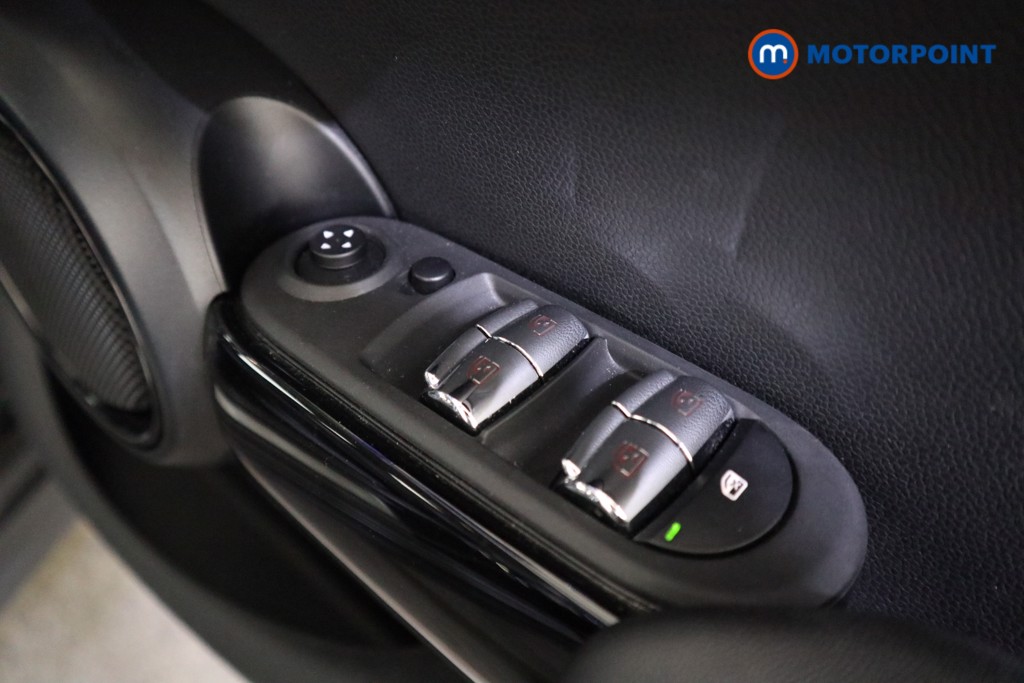 Mini Hatchback Cooper Classic Manual Petrol Hatchback - Stock Number (1599086) - 11th supplementary image