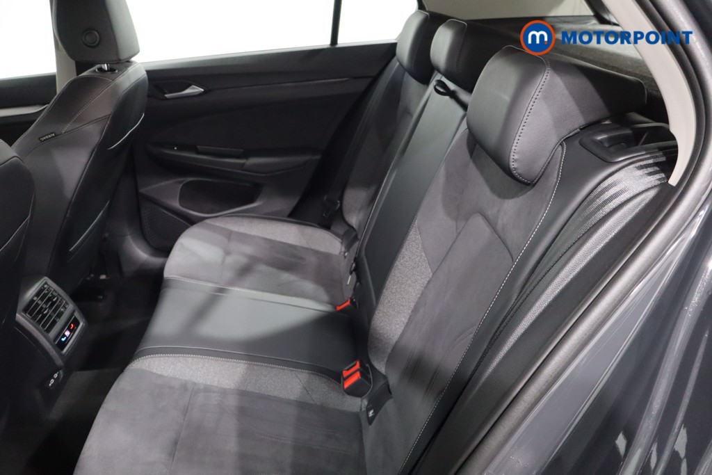 Volkswagen Golf Style Automatic Petrol Hatchback - Stock Number (1599095) - 5th supplementary image