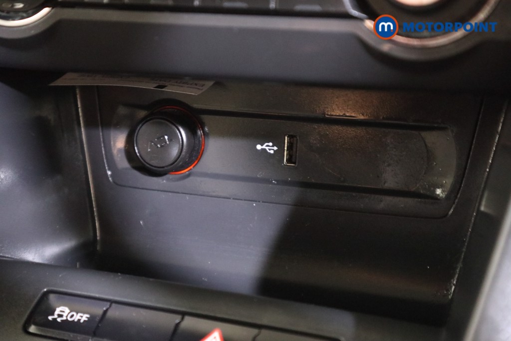 Mg Motor Uk MG3 Exclusive Manual Petrol Hatchback - Stock Number (1599235) - 9th supplementary image