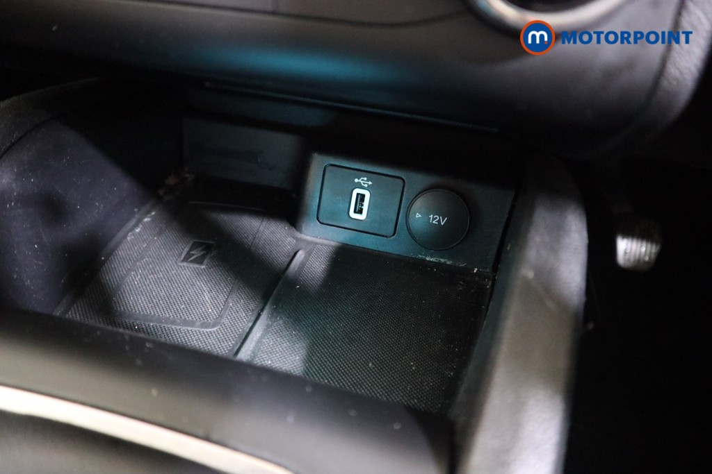 Ford Focus Active Manual Petrol Hatchback - Stock Number (1599266) - 9th supplementary image