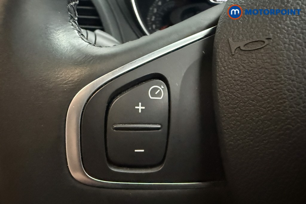 Renault Captur S Edition Automatic Petrol SUV - Stock Number (1599288) - 4th supplementary image