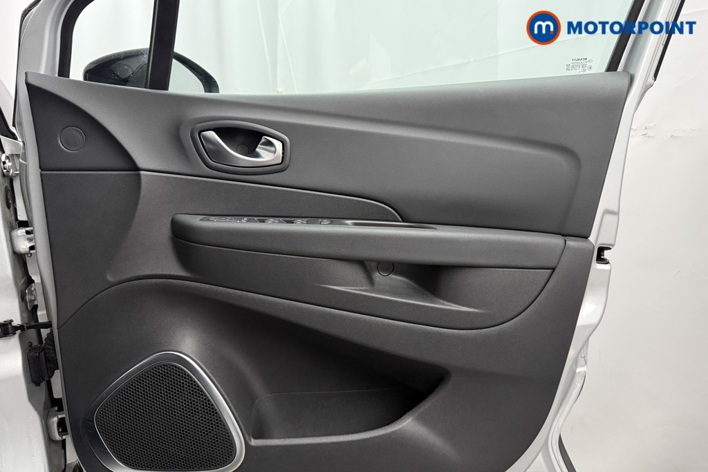 Renault Captur S Edition Automatic Petrol SUV - Stock Number (1599288) - 19th supplementary image