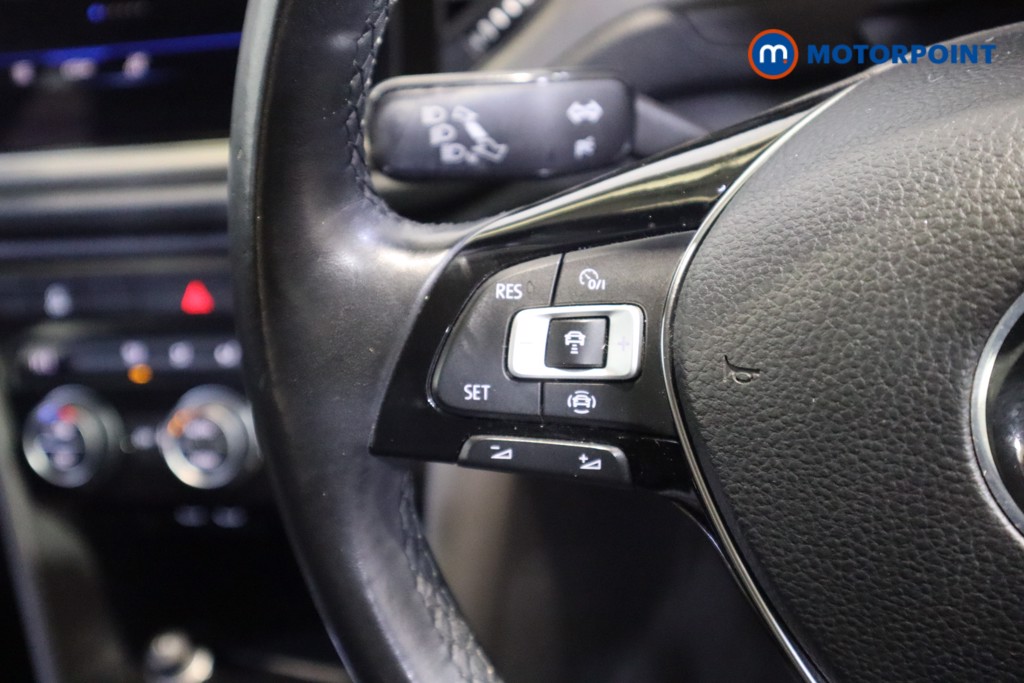 Volkswagen T-Roc SE Manual Petrol SUV - Stock Number (1599326) - 15th supplementary image