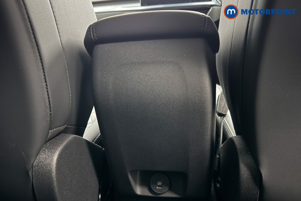 Ford Focus Active X Automatic Petrol Estate - Stock Number (1599366) - 24th supplementary image