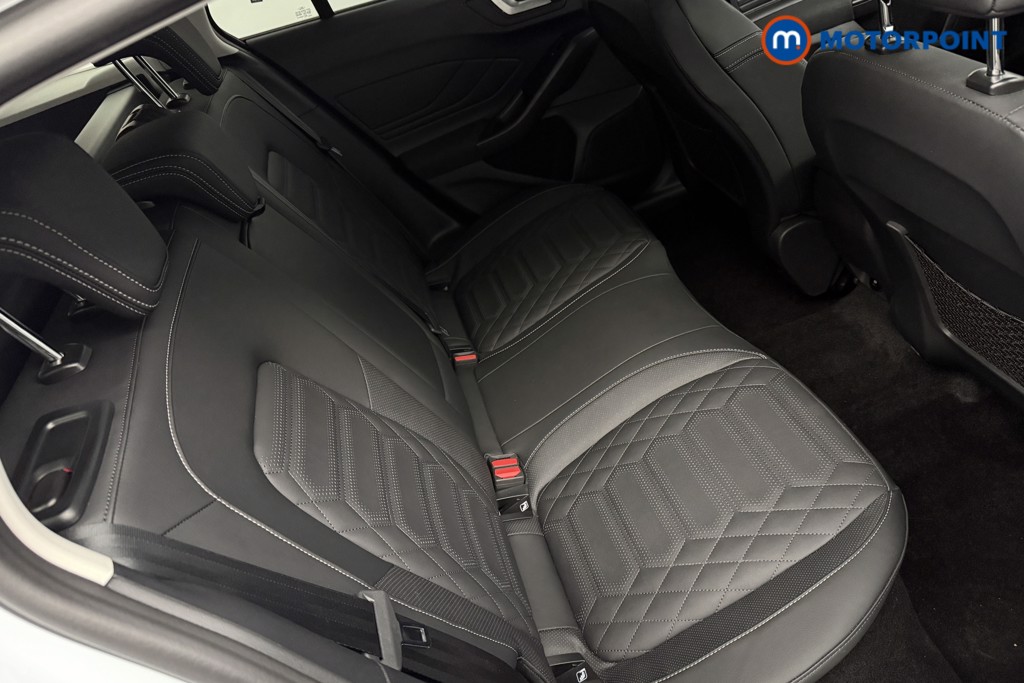 Ford Focus Active X Automatic Petrol Estate - Stock Number (1599366) - 26th supplementary image