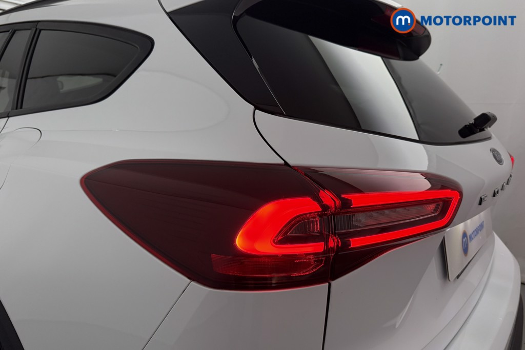 Ford Focus Active X Automatic Petrol Estate - Stock Number (1599366) - 30th supplementary image