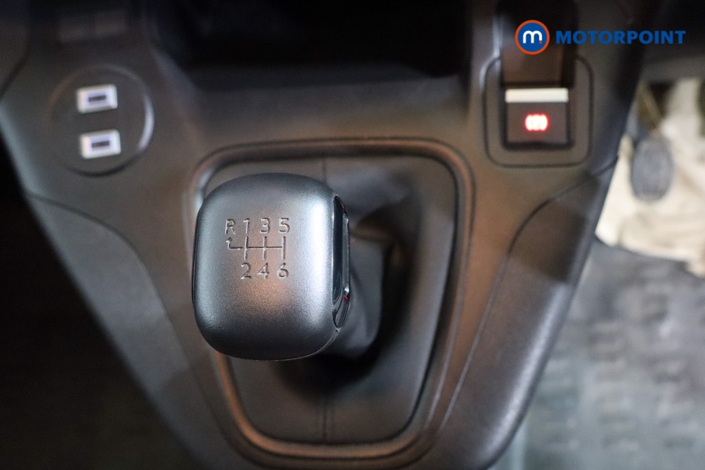 Peugeot Partner Professional Manual Diesel Panel Van - Stock Number (1599383) - 9th supplementary image