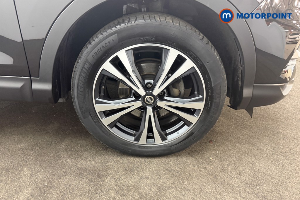 Nissan Qashqai N-Connecta Manual Petrol SUV - Stock Number (1599603) - 21st supplementary image