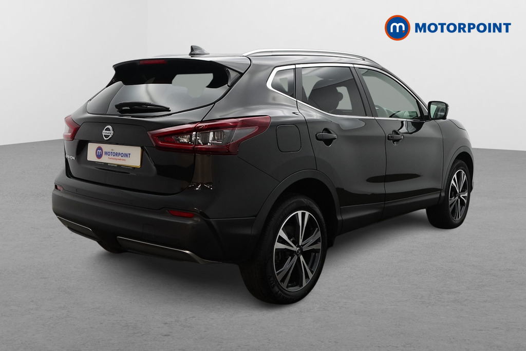 Nissan Qashqai N-Connecta Manual Petrol SUV - Stock Number (1599603) - Drivers side rear corner