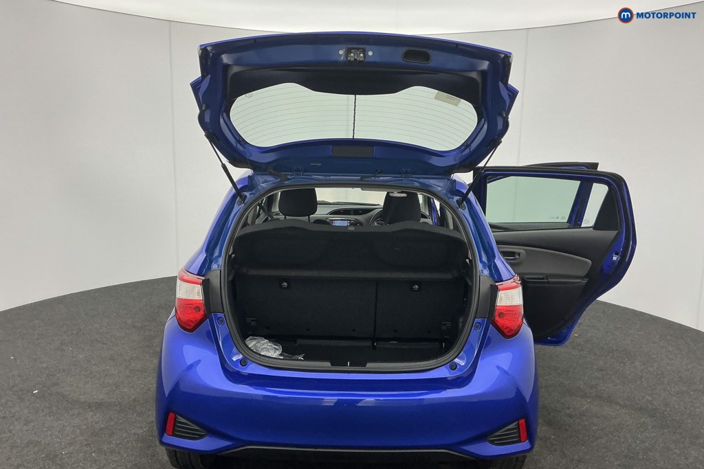 Toyota Yaris Icon Tech Manual Petrol Hatchback - Stock Number (1599661) - 3rd supplementary image