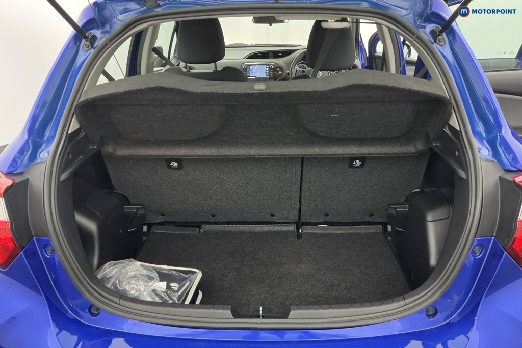 Toyota Yaris Icon Tech Manual Petrol Hatchback - Stock Number (1599661) - 4th supplementary image