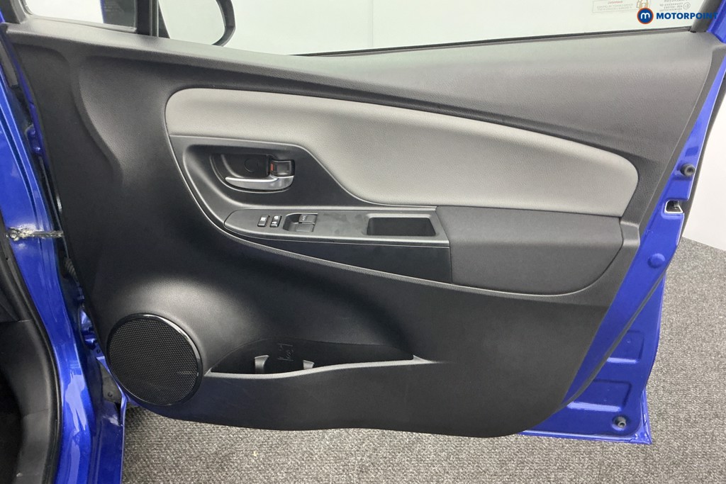 Toyota Yaris Icon Tech Manual Petrol Hatchback - Stock Number (1599661) - 22nd supplementary image