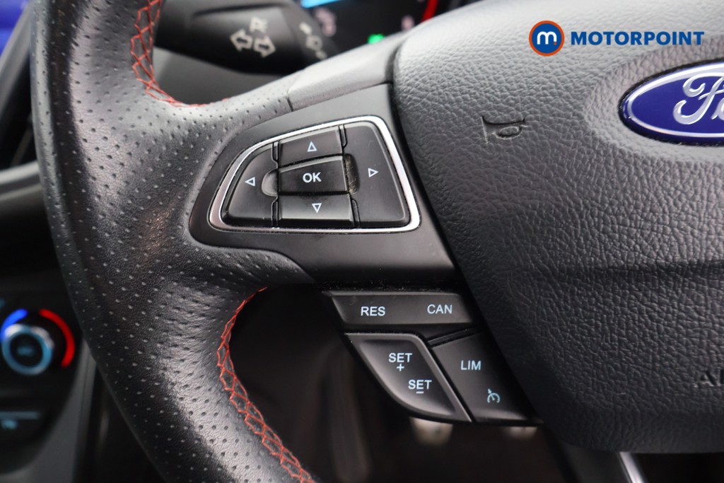 Ford Kuga St-Line Manual Petrol SUV - Stock Number (1599934) - 2nd supplementary image