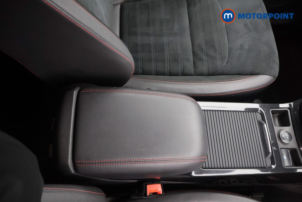 Ford Kuga St-Line Manual Petrol SUV - Stock Number (1599934) - 13th supplementary image