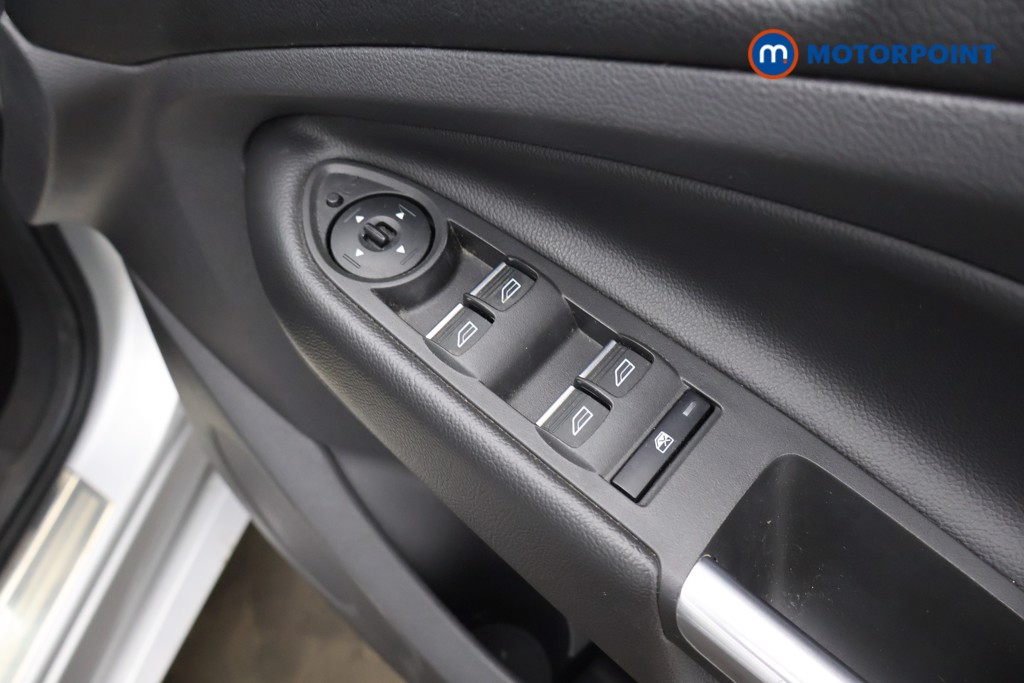 Ford Kuga St-Line Manual Petrol SUV - Stock Number (1599934) - 16th supplementary image