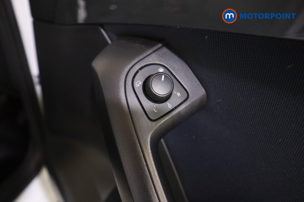 Seat Ateca Se Technology Manual Petrol SUV - Stock Number (1600173) - 13th supplementary image