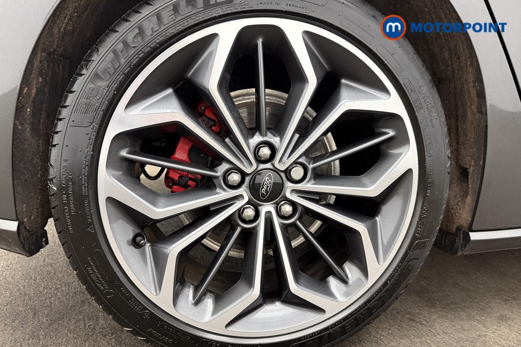Ford Focus St-Line X Manual Petrol Hatchback - Stock Number (1600460) - 10th supplementary image