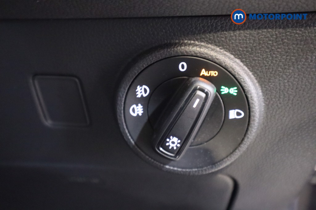 Seat Ateca Xperience Manual Petrol SUV - Stock Number (1600477) - 12th supplementary image