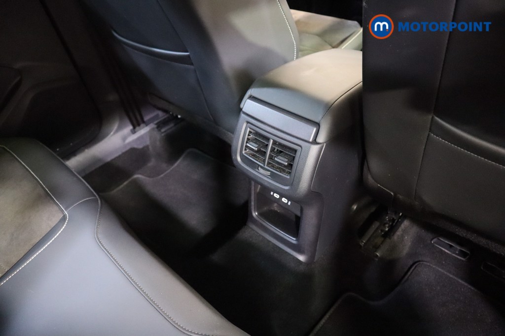 Seat Ateca Xperience Manual Petrol SUV - Stock Number (1600477) - 19th supplementary image