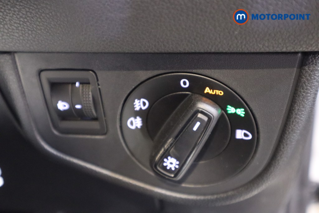 Volkswagen Polo R-Line Automatic Petrol Hatchback - Stock Number (1600487) - 12th supplementary image