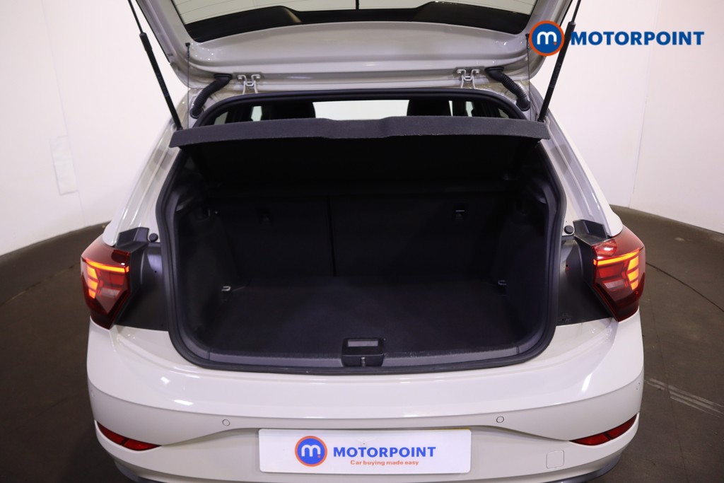 Volkswagen Polo R-Line Automatic Petrol Hatchback - Stock Number (1600487) - 20th supplementary image