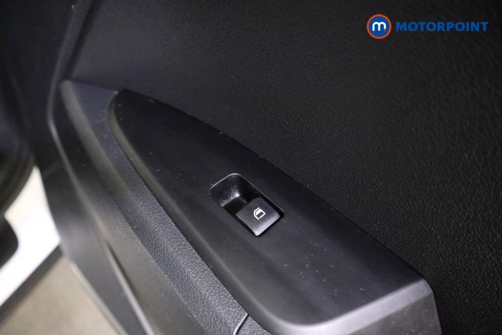 KIA Sportage 2 Manual Petrol SUV - Stock Number (1600662) - 17th supplementary image