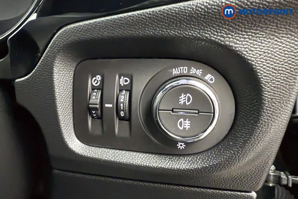 Vauxhall Corsa GS Manual Petrol Hatchback - Stock Number (1600747) - 13th supplementary image