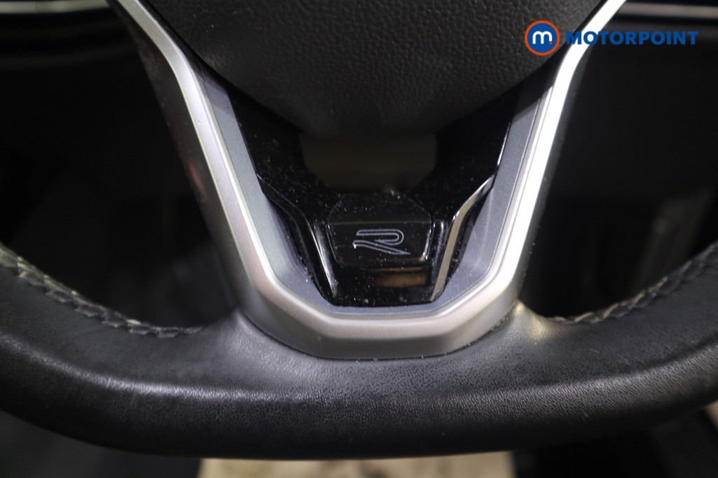 Volkswagen Golf R-Line Manual Petrol Hatchback - Stock Number (1600977) - 7th supplementary image