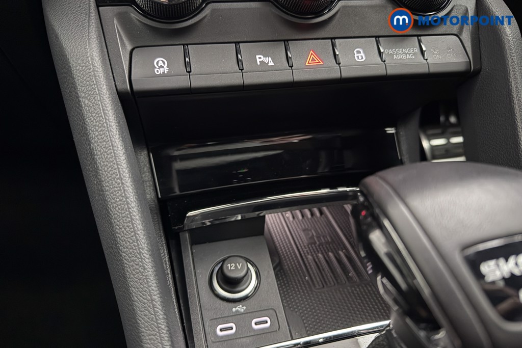 Skoda Karoq Sportline Automatic Petrol SUV - Stock Number (1601065) - 15th supplementary image