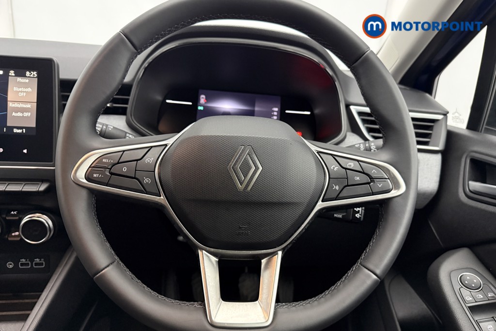 Renault Clio Evolution Manual Petrol Hatchback - Stock Number (1601230) - 5th supplementary image