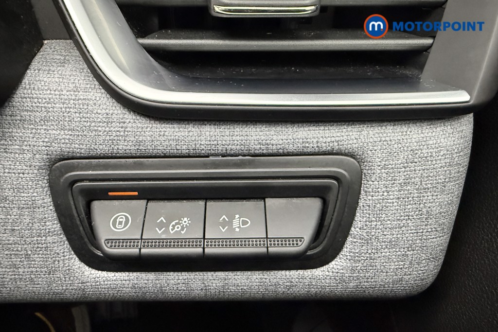 Renault Clio Evolution Manual Petrol Hatchback - Stock Number (1601230) - 17th supplementary image