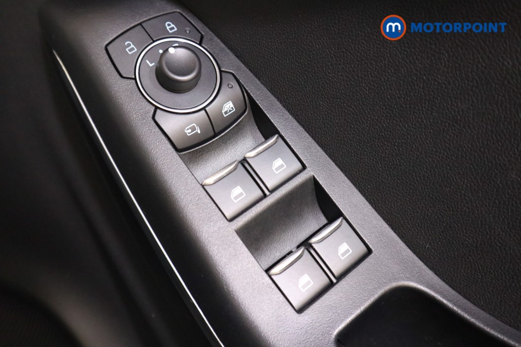 Ford Puma St-Line X Manual Petrol SUV - Stock Number (1601585) - 13th supplementary image