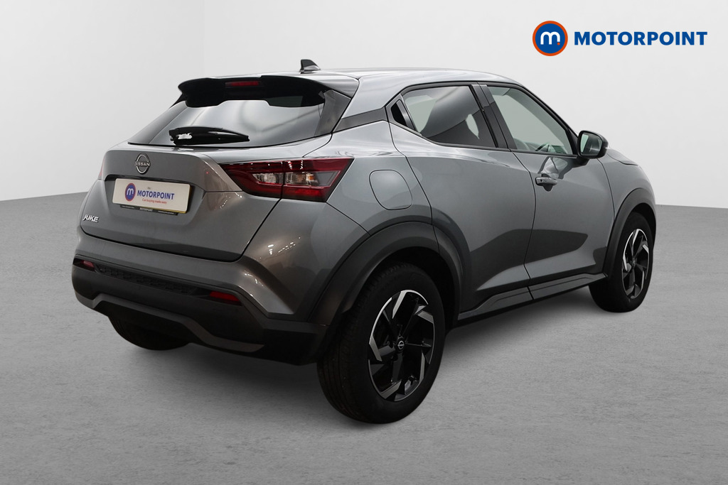 Nissan Juke N-Connecta Manual Petrol SUV - Stock Number (1601592) - Drivers side rear corner