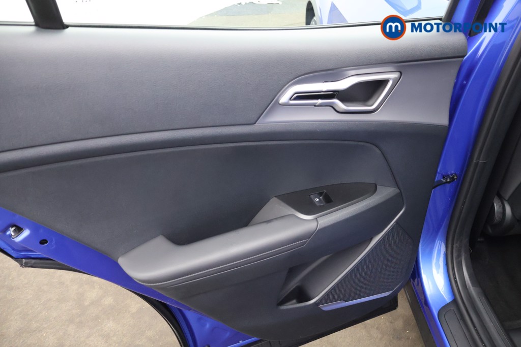 KIA Sportage Pure Automatic Petrol-Electric Hybrid SUV - Stock Number (1602006) - 16th supplementary image