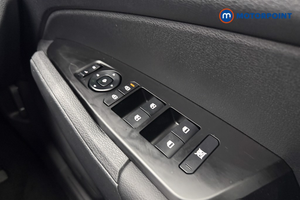 KIA Sportage Pure Automatic Petrol-Electric Hybrid SUV - Stock Number (1602010) - 18th supplementary image